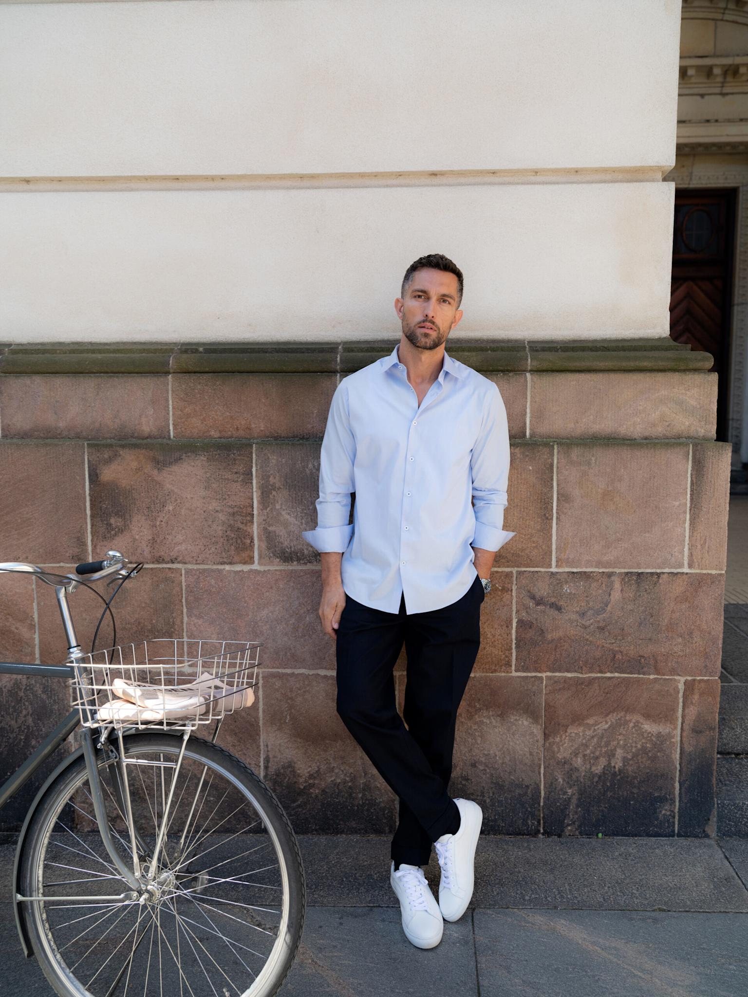 Light Blue contrast Twill non-iron